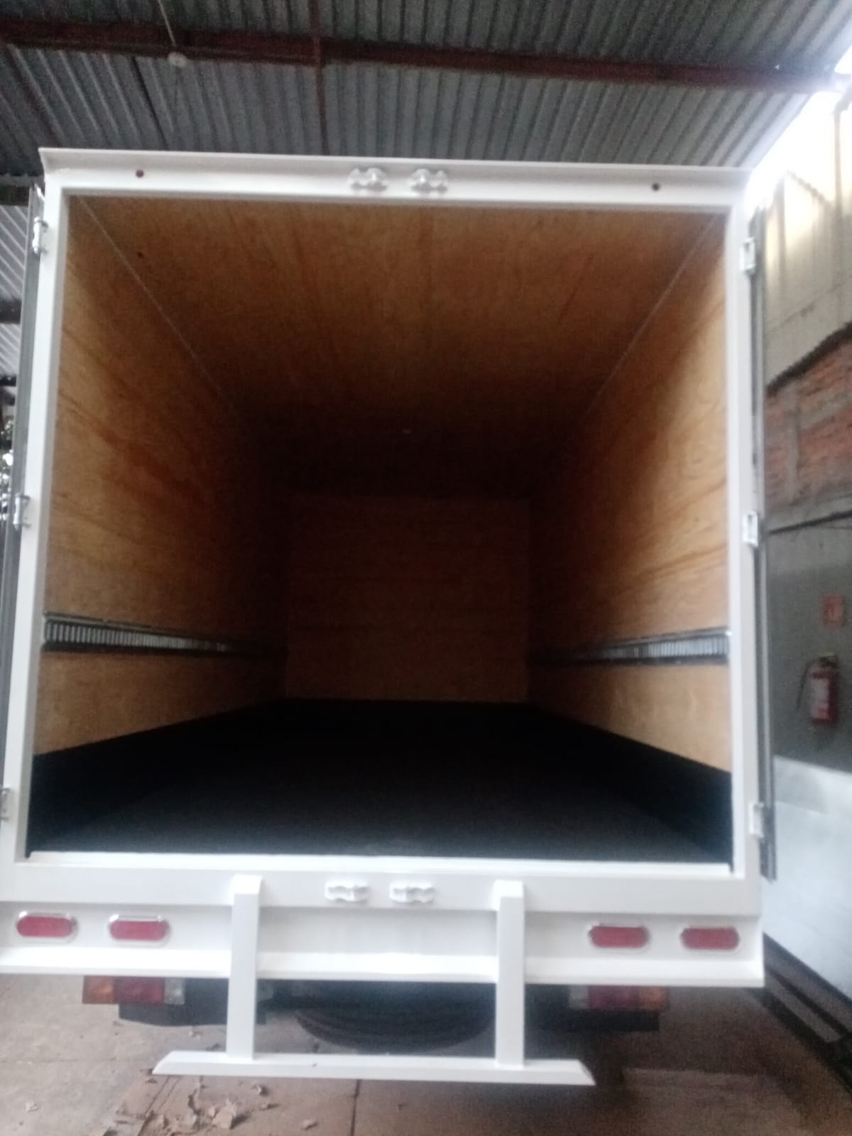 Caja seca terminada por Servicios Jarel en Guadalajara